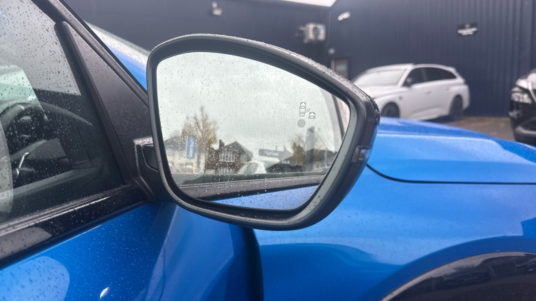 Peugeot 208 1.2 PureTech 100 GT 5dr EAT8 Petrol Hatchback